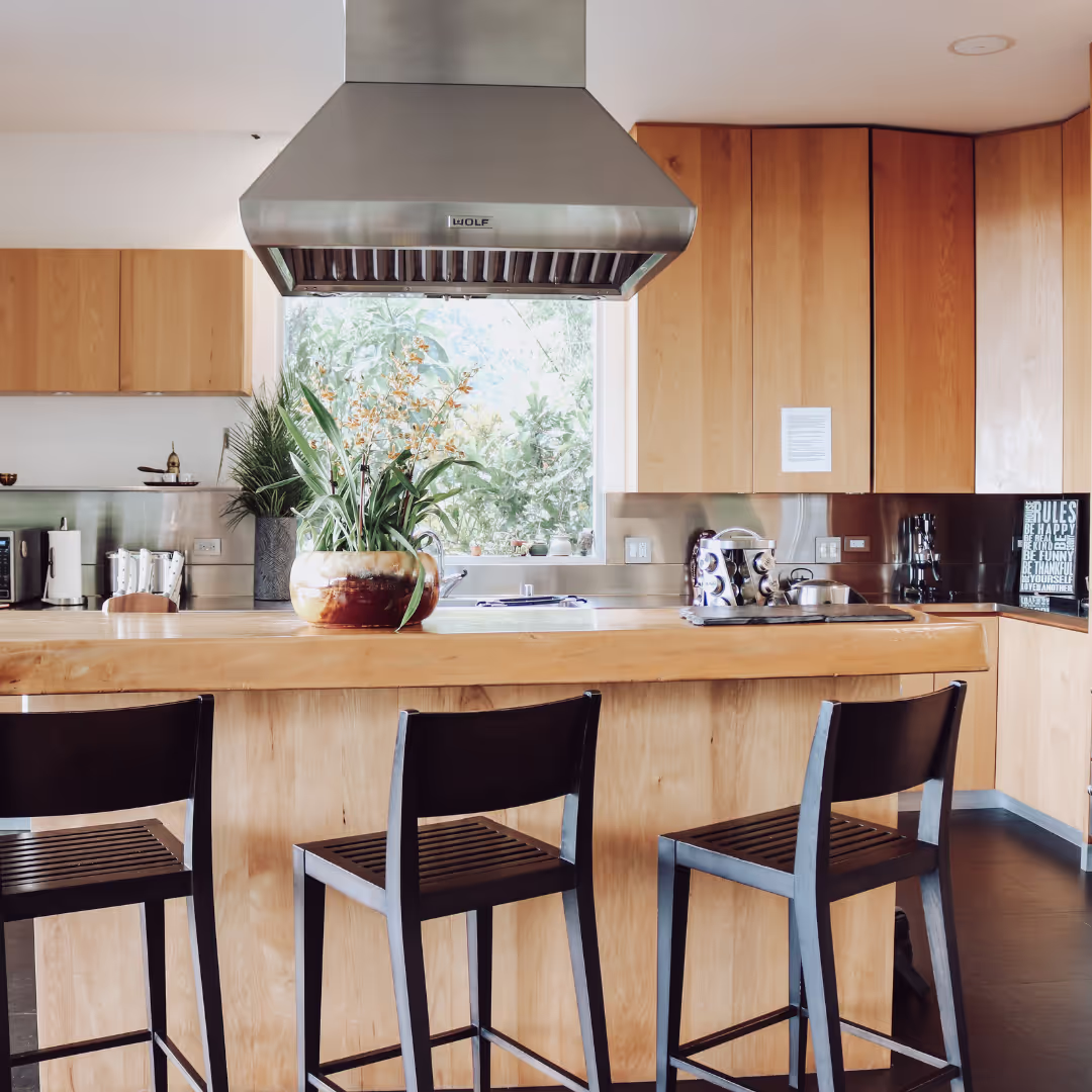 The Contemporary Estate's chef's kitchen